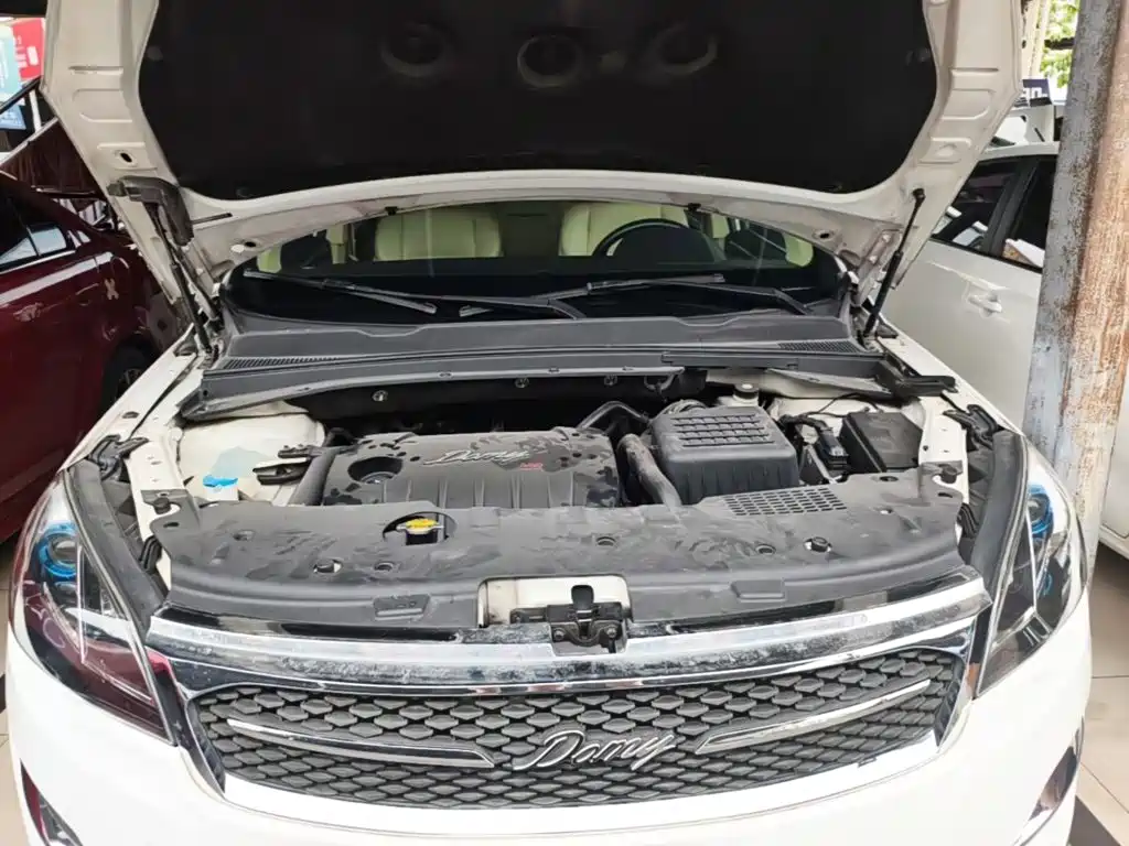 Zotye Damai X5 2016 2017 Upgrade 1.5T Manual Luxury