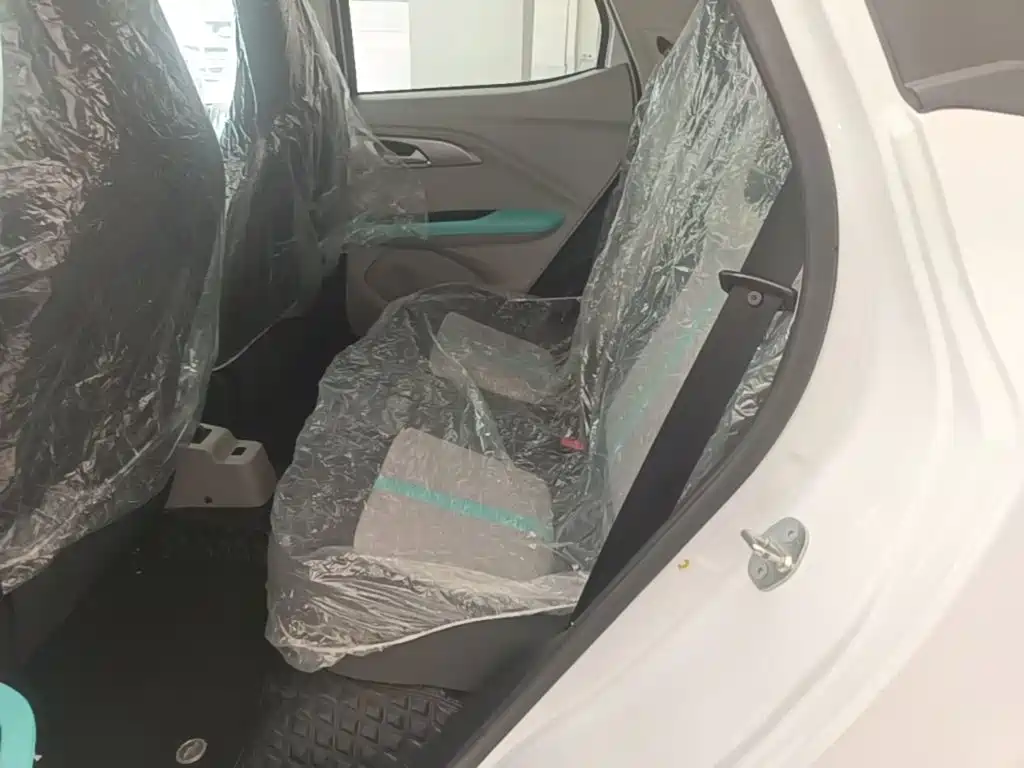 JMCG New Energy Yizhi EV3 2026 2025 Plus 330KM Luxury