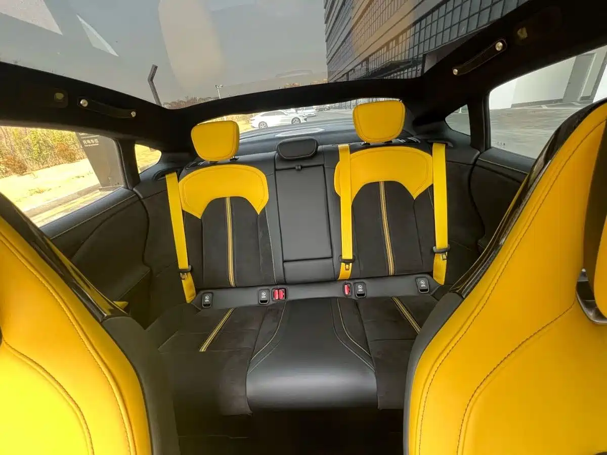 XIAOMI CAR XIAOMI SU7 ULTRA