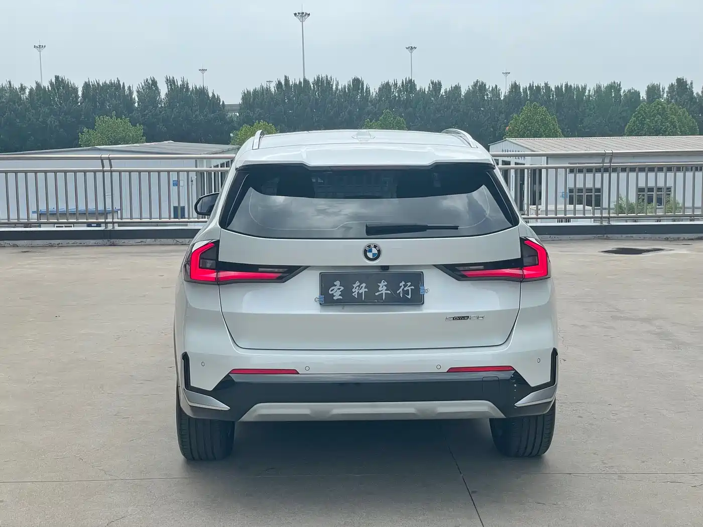 BMW X1 2023 sDrive20Li X Design Package фото 4