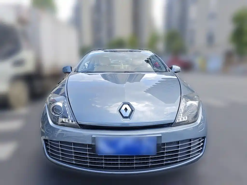 Renault Laguna 2015 2012 Coupe 2.0T Luxury Navigation Edition