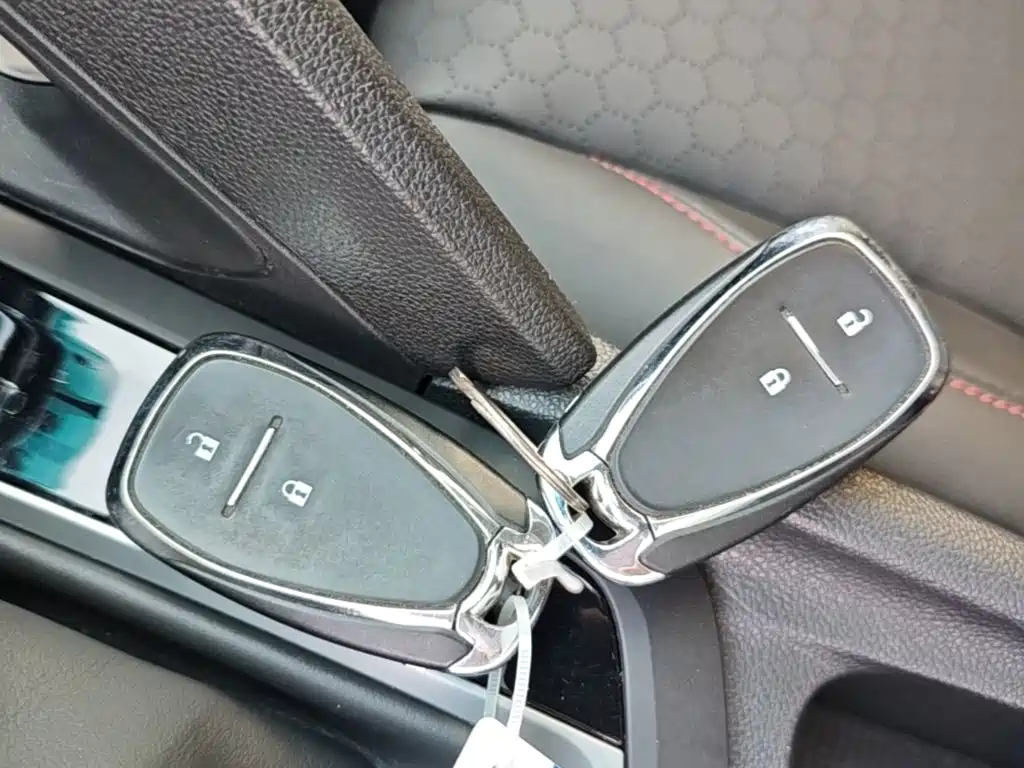 Chevrolet Volando 2019 2018 Redline 530T Auto Premium Edition (5+2 seater) China V