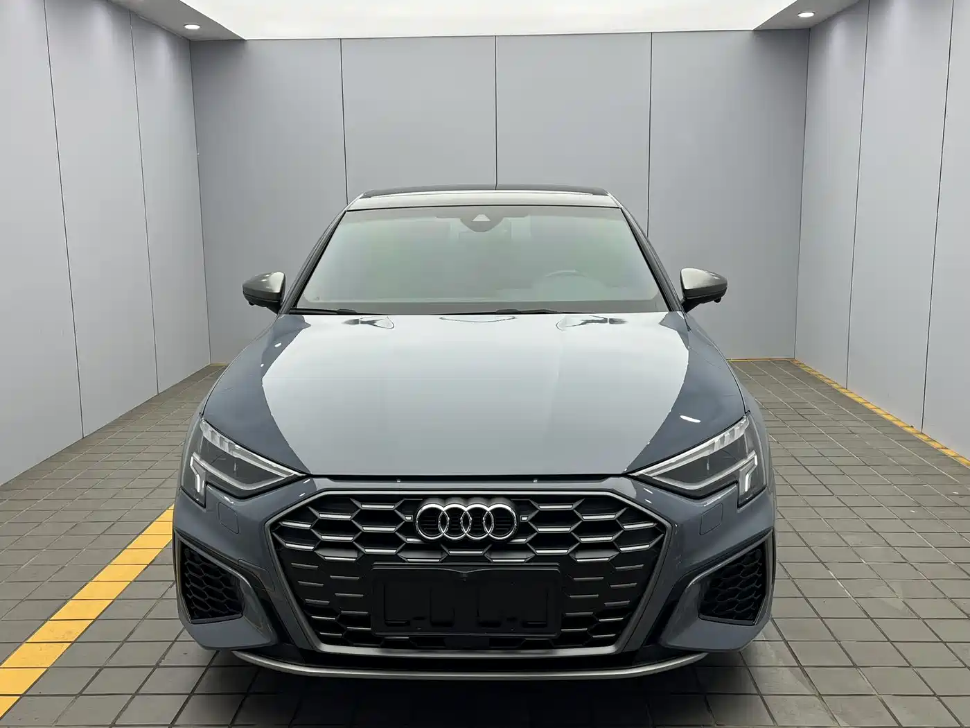 Photo 2 - Audi A3