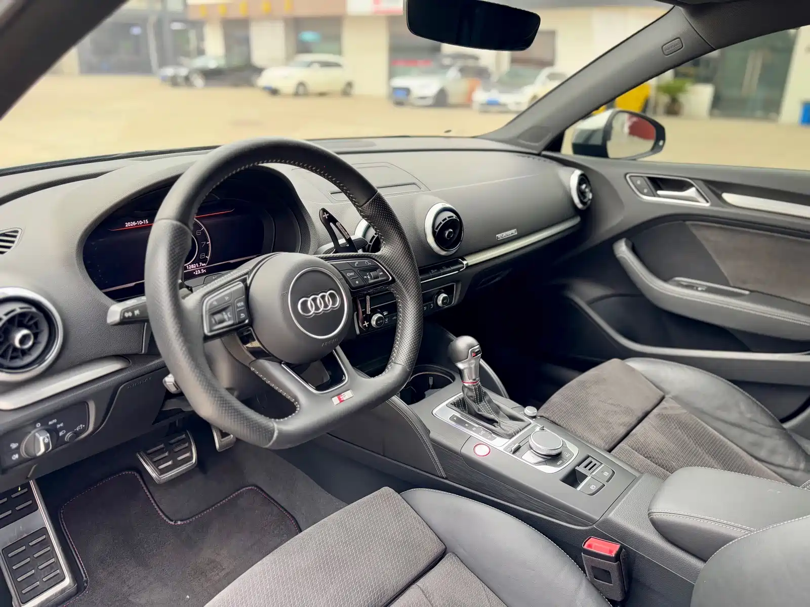 Photo 5 - Audi S3
