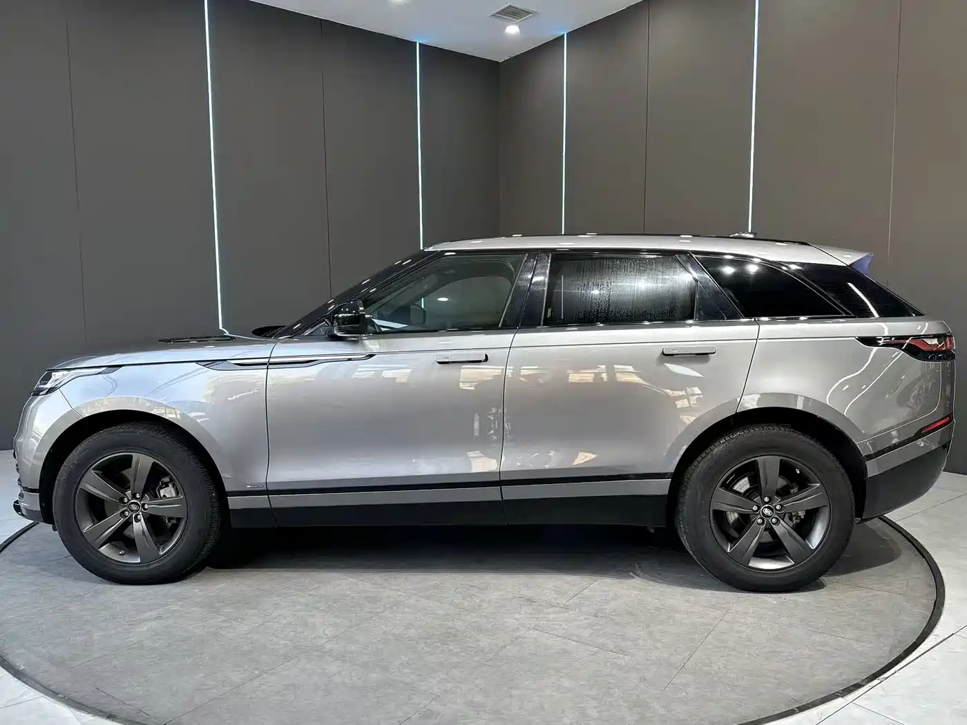 Land Rover Range Rover Velar 2020 P340 R-DYNAMIC S фото 4