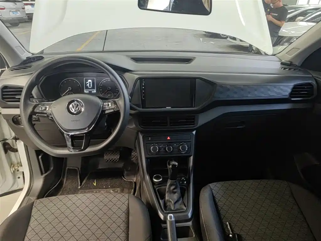 Volkswagen T-Cross 2019 1.5L Automatic Trend Edition фото 10