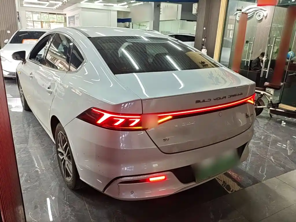 Photo 5 - BYD Qin PLUS