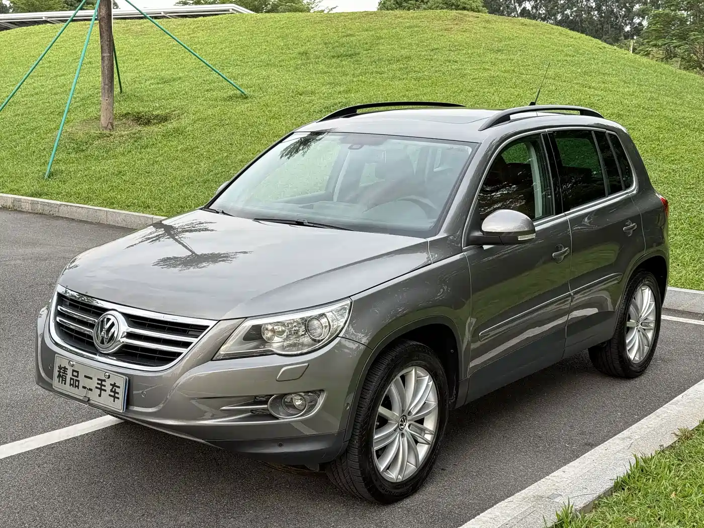Volkswagen Tiguan 2009 2009 Model 2.0TSI Luxury Edition