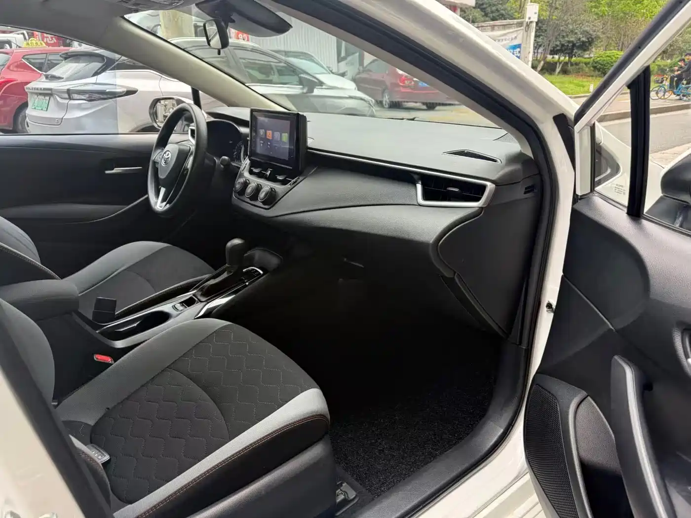 Toyota Corolla 2023 1.2T Elite Edition фото 4
