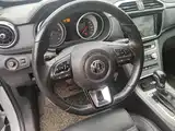 Фото 3 - MG Roewe RX5
