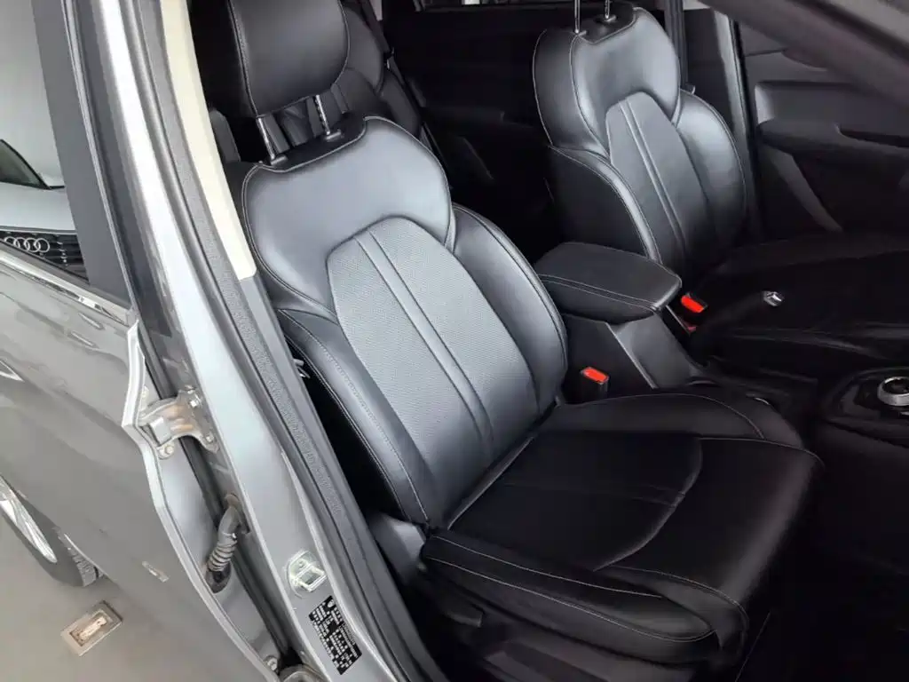 Baojun 360 2019 2018 1.5L Automatic Elite (China V)