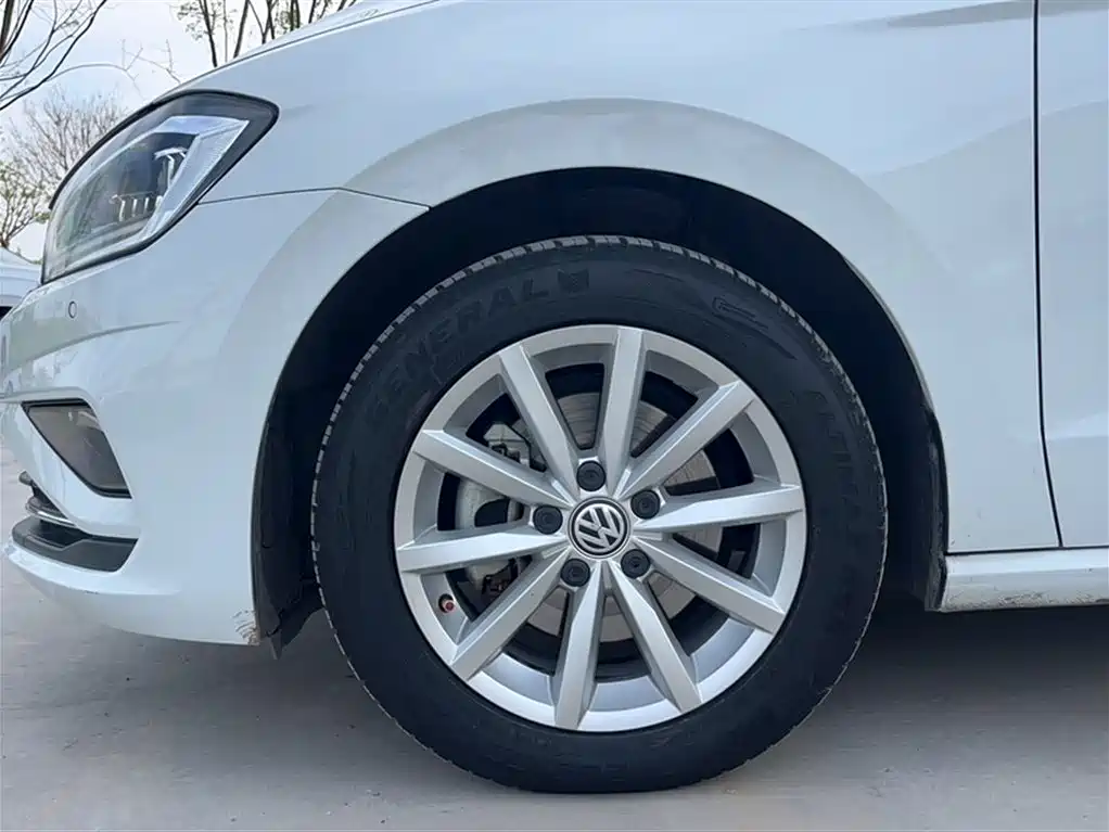 Volkswagen Golf Sportsvan 2019 280TSI Automatic Curiosity Edition China V фото 21