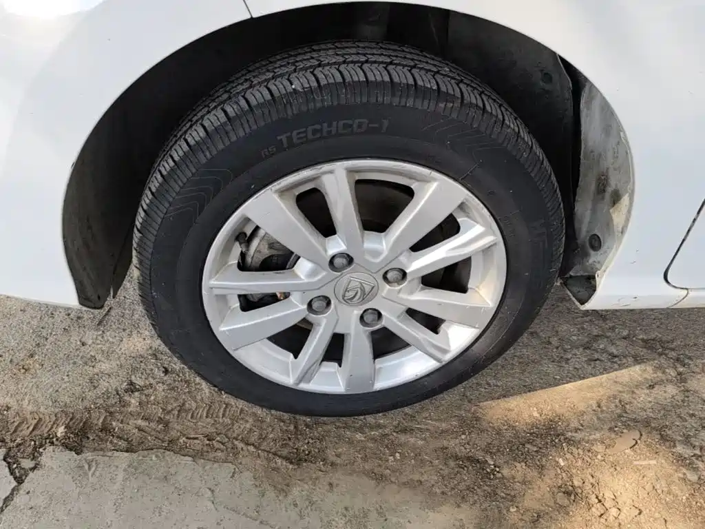 Baojun 360 2019 2018 1.5L Automatic Elite (China V)