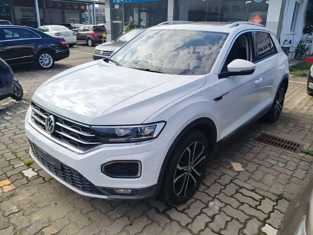 Volkswagen T-Roc, миниатюра 2