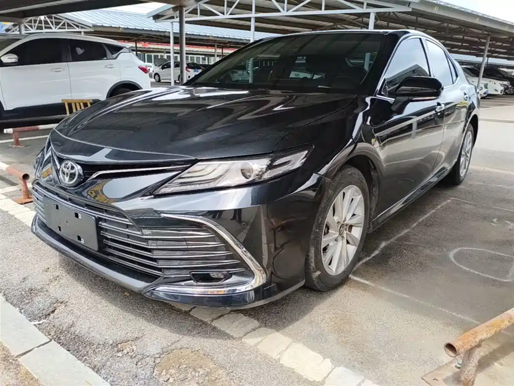 Toyota Camry 2021 2.0G Luxury Edition
