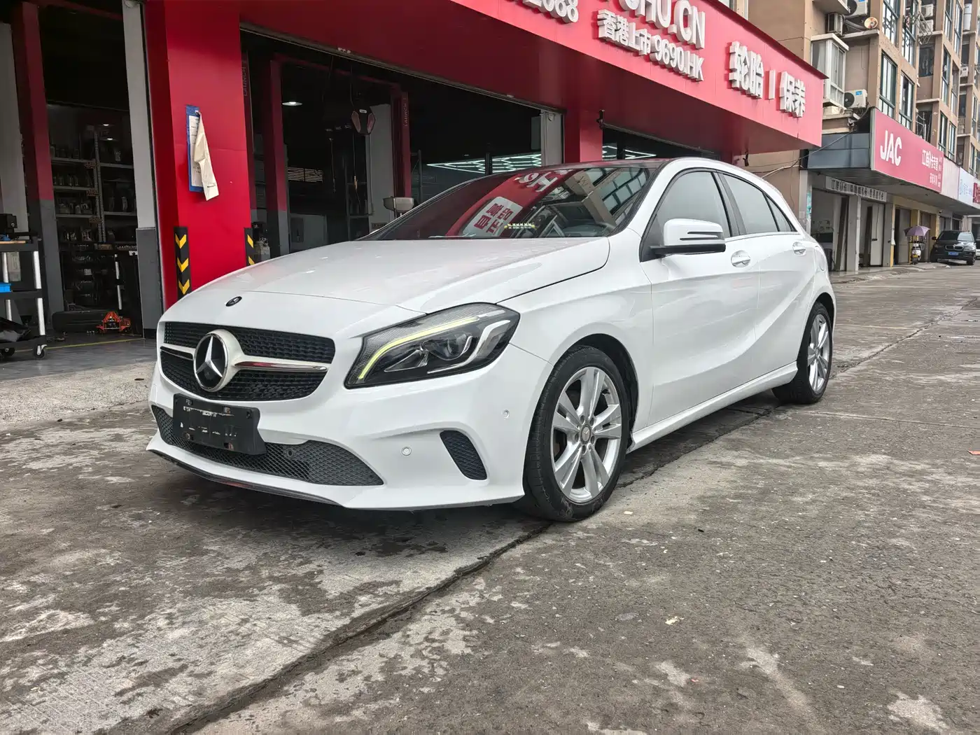 Mercedes-Benz A-Class (Import) 2016 A 200 Dynamic фото 2