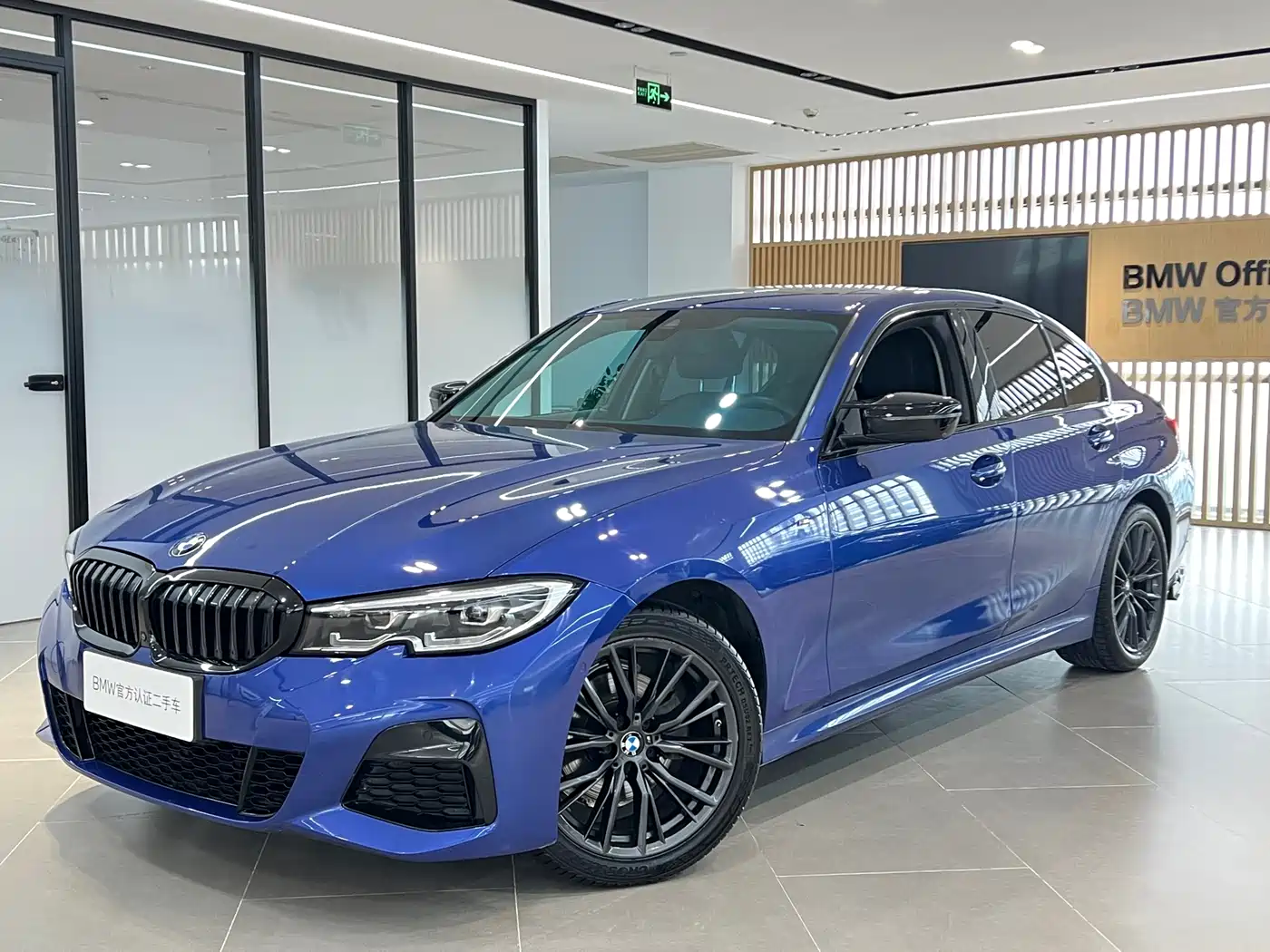 BMW 3 Series 2020 325i M Sport Black Night Package