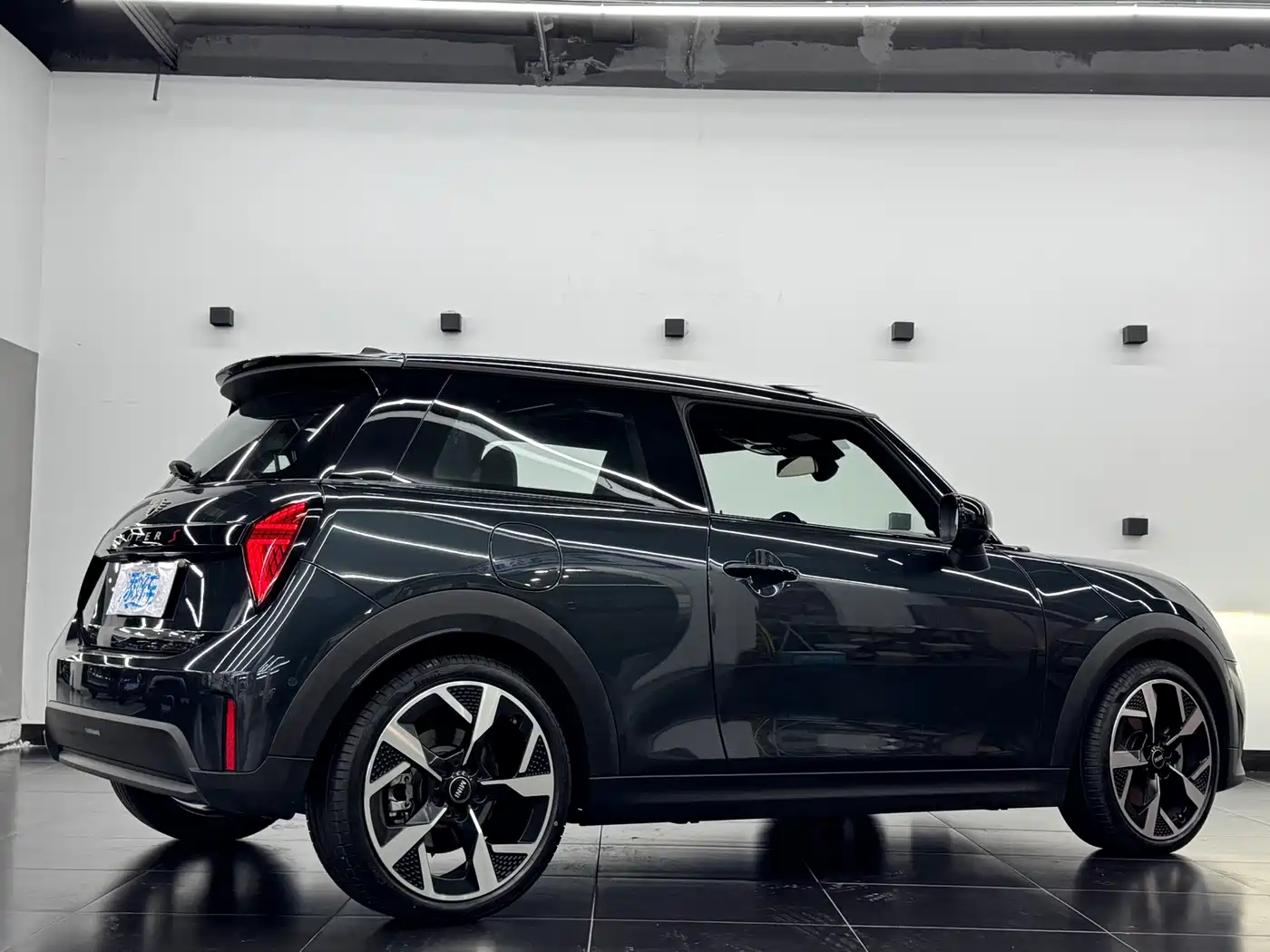 MINI MINI 2025 2025 2.0T COOPER S Artist