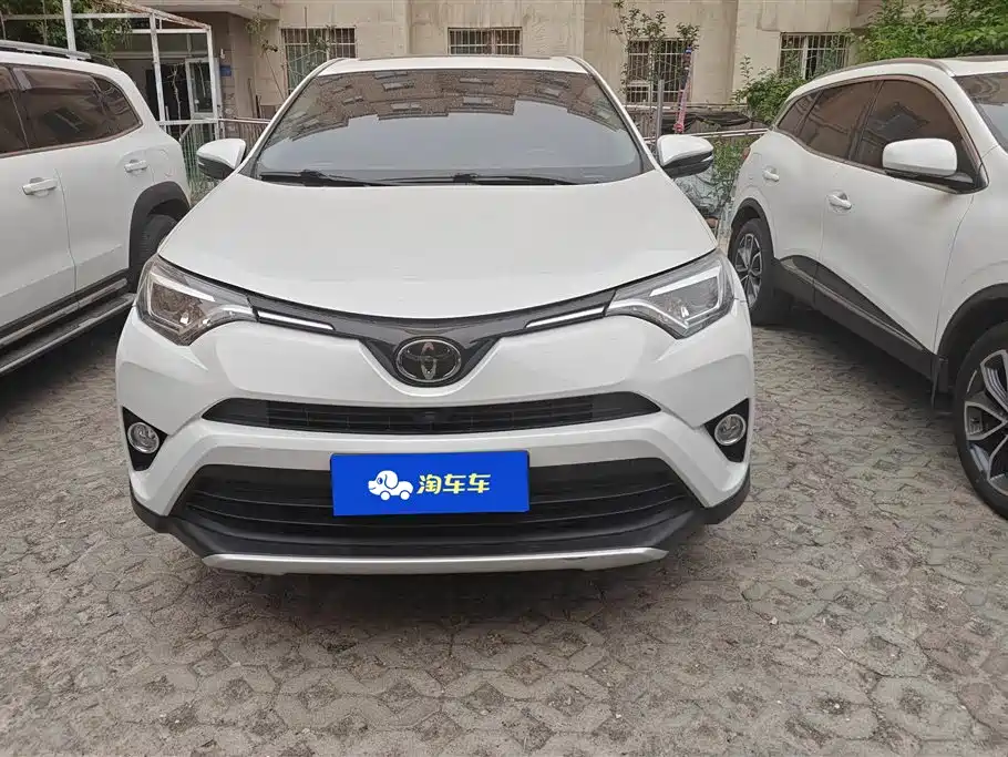 Toyota RAV4 Rongfang 2018 2.5L Automatic 4WD Elite i Edition фото 2