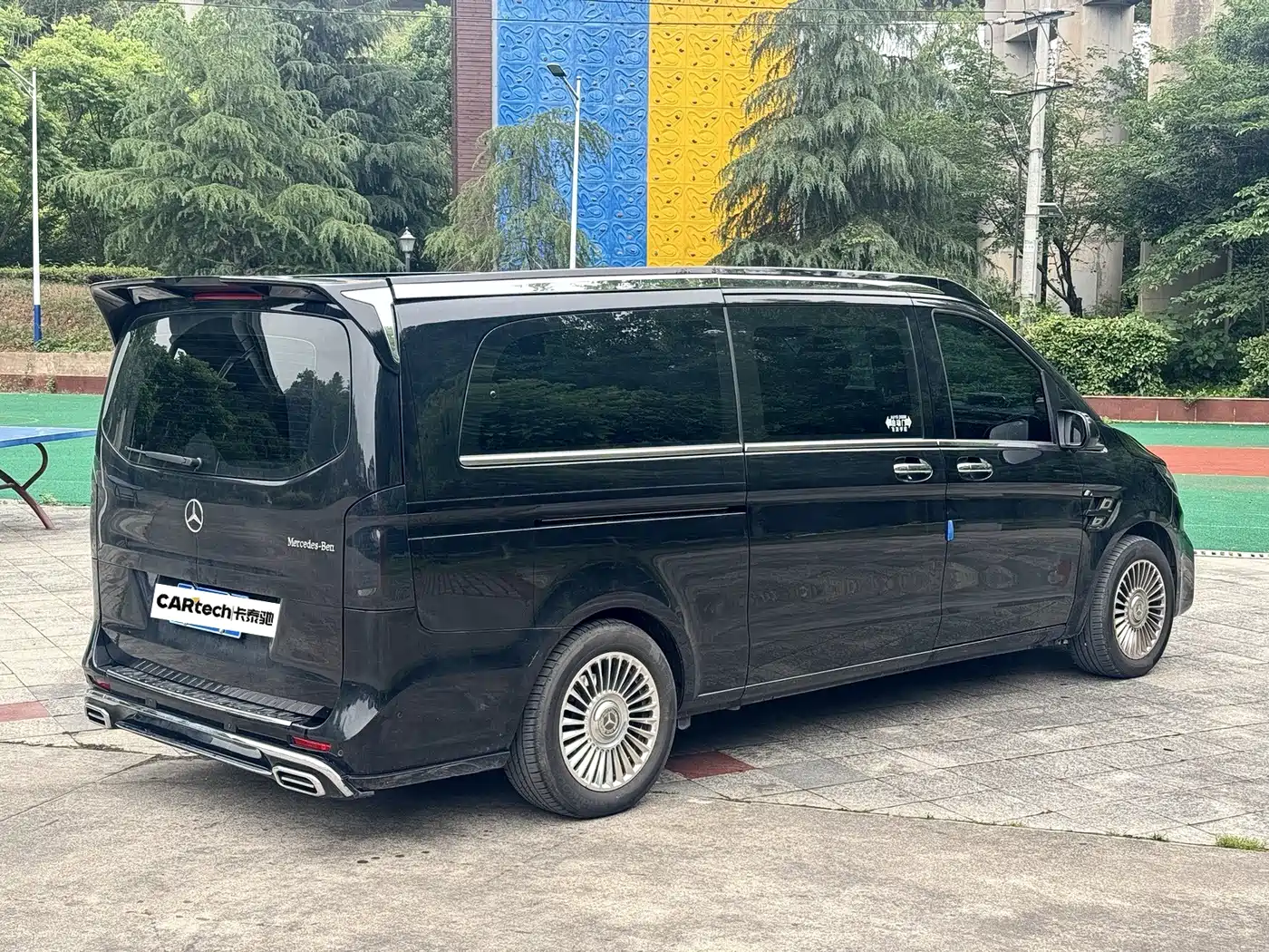 Mercedes-Benz Vito 2023 2.0T Business 7-Seater фото 6