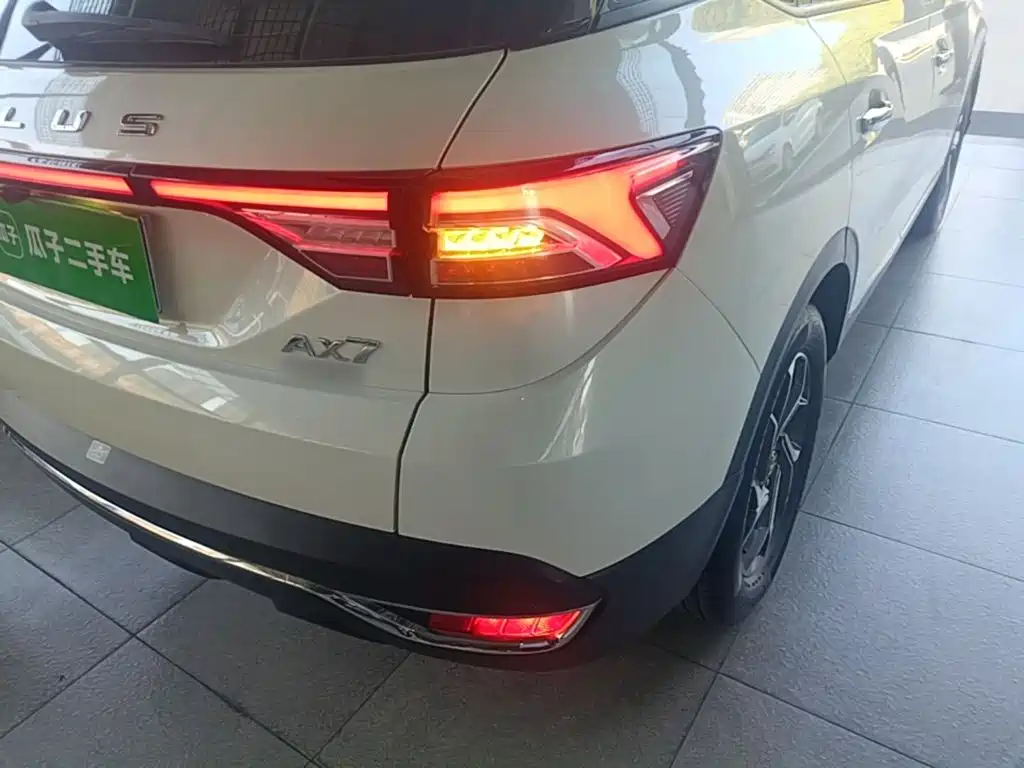 Dongfeng Aeolus Dongfeng Fengshen AX7 2020 2020 1.6T Automatic AI Navigation China VI