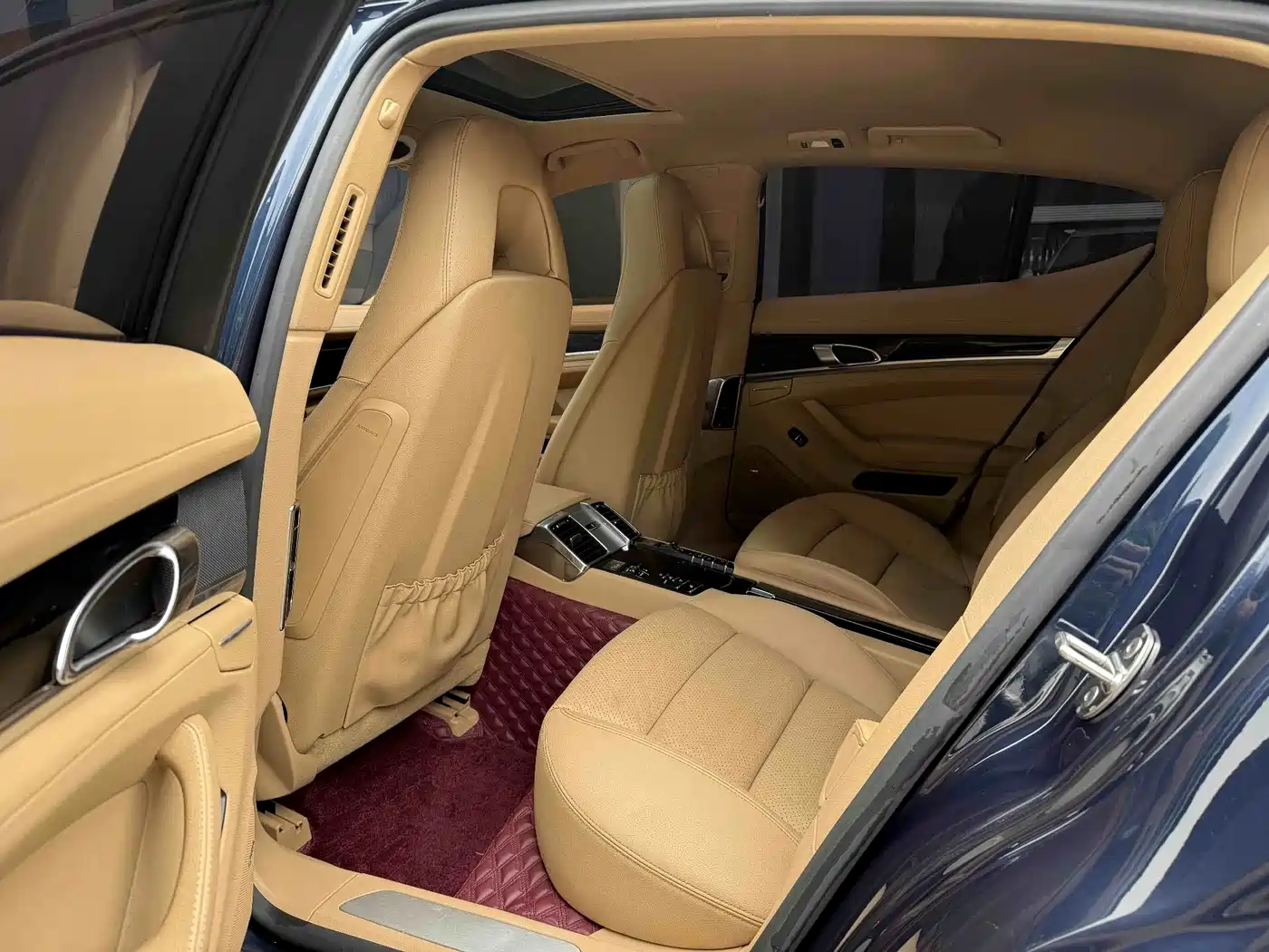 Porsche Panamera 2014 Panamera 4 3.0T фото 7