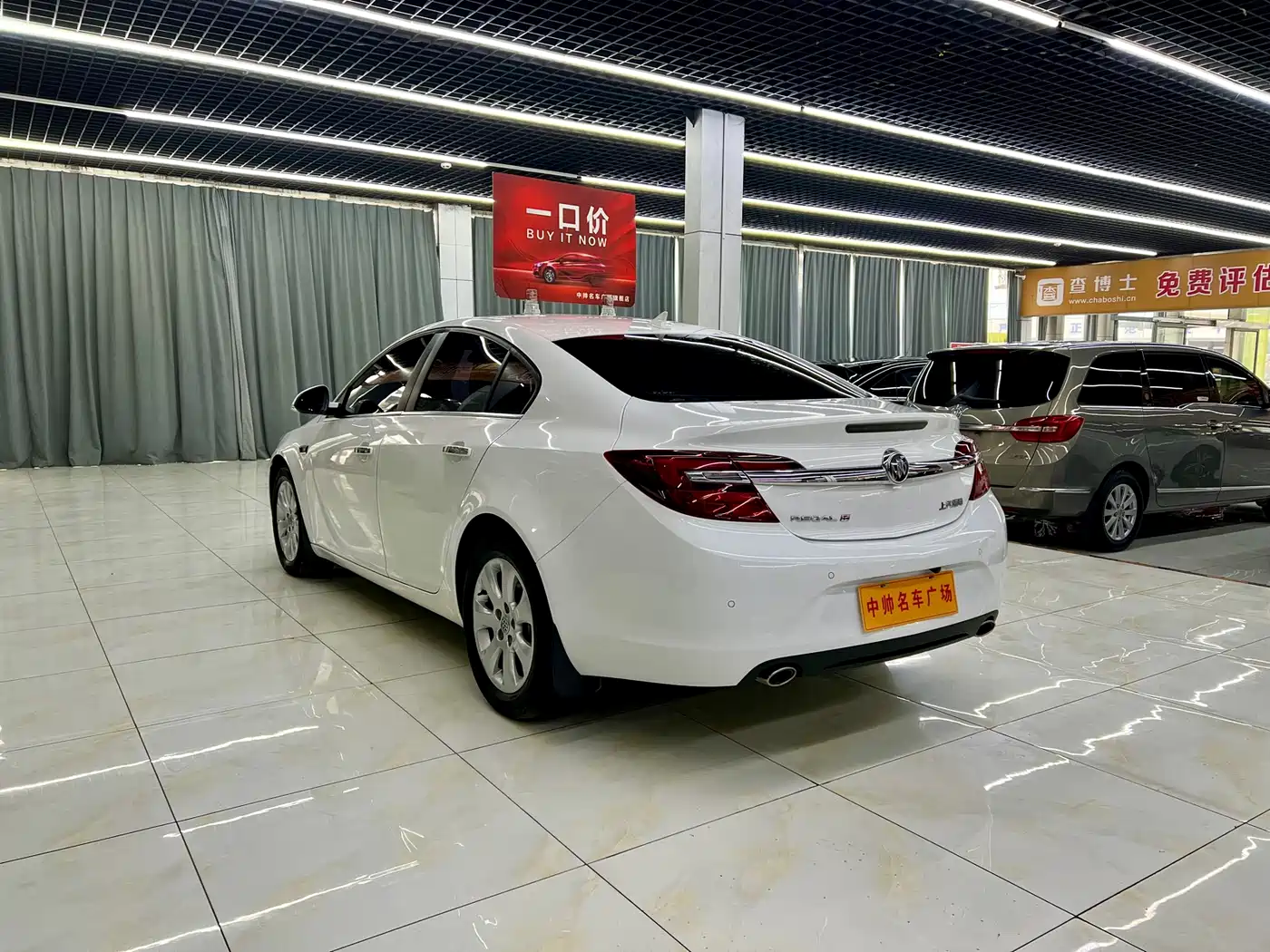 Buick Regal 2015 1.6T Elite Tech Edition фото 4