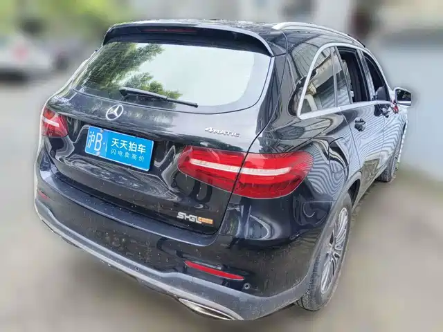 Mercedes-Benz GLC 2017 GLC 260 4MATIC Dynamic — фото 2