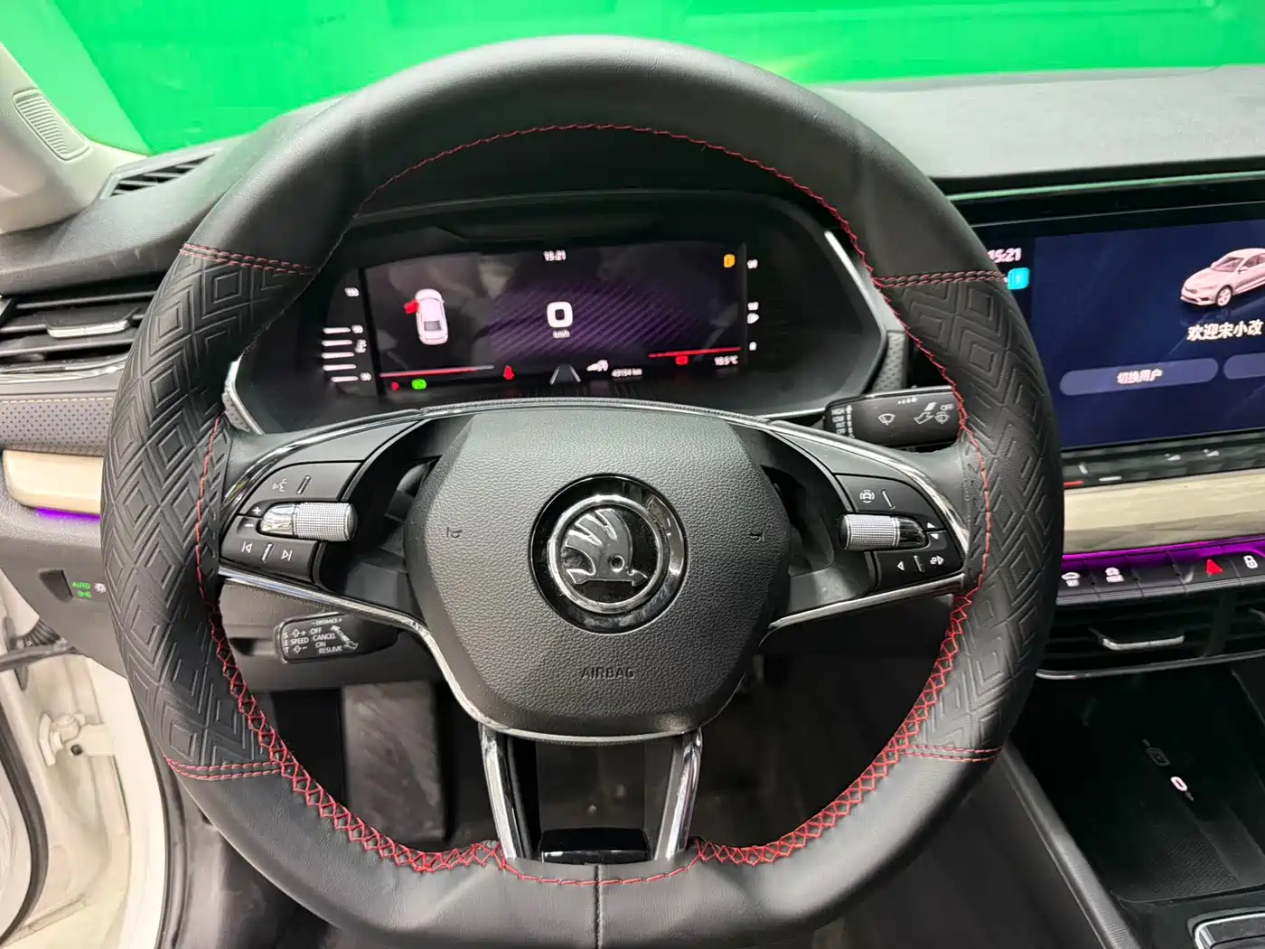 Škoda Octavia 2022 PRO TSI280 Luxury Edition фото 14
