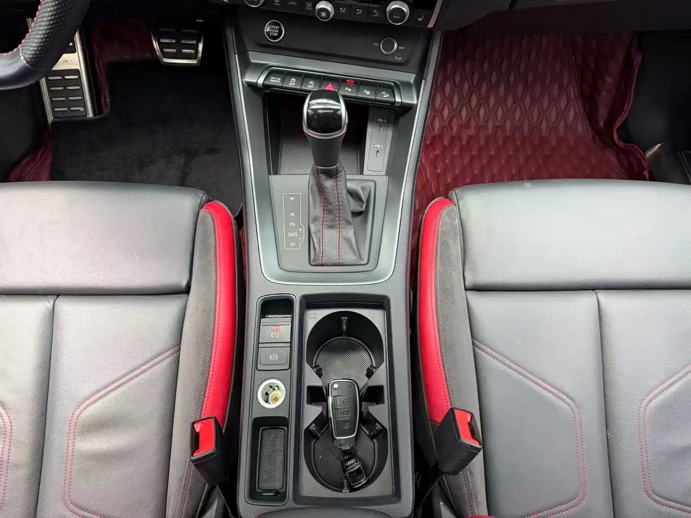 Audi Q3 Sportback 2022 45 TFSI quattro Luxury фото 13
