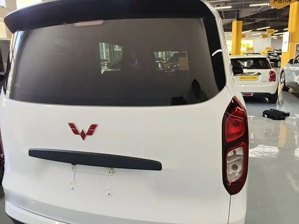 Wuling Motors Wuling Hongguang New Energy 2026 2024 Pure Electric 300KM Standard