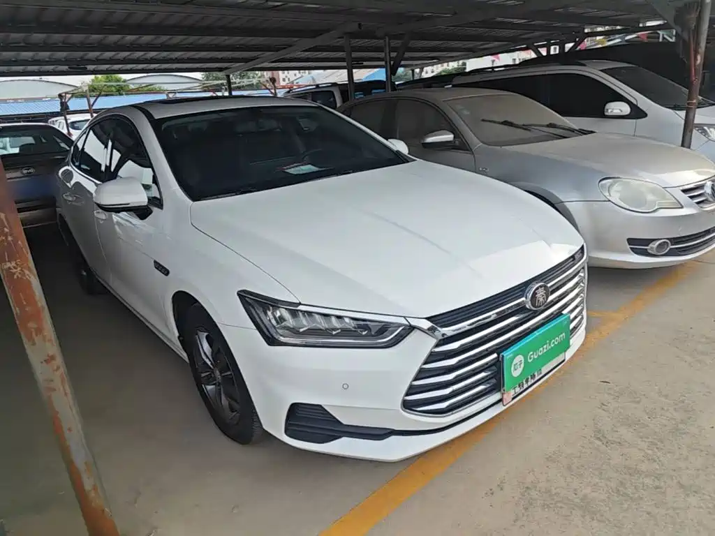 BYD Qin Pro 2019 2018 1.5L Manual Smart Connected Dynamic Edition