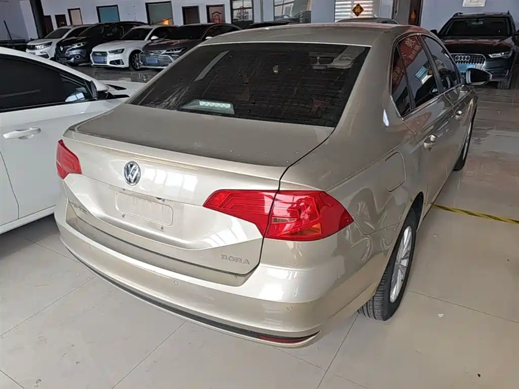 Volkswagen Bora 2018 1.5L Automatic Fashion фото 7