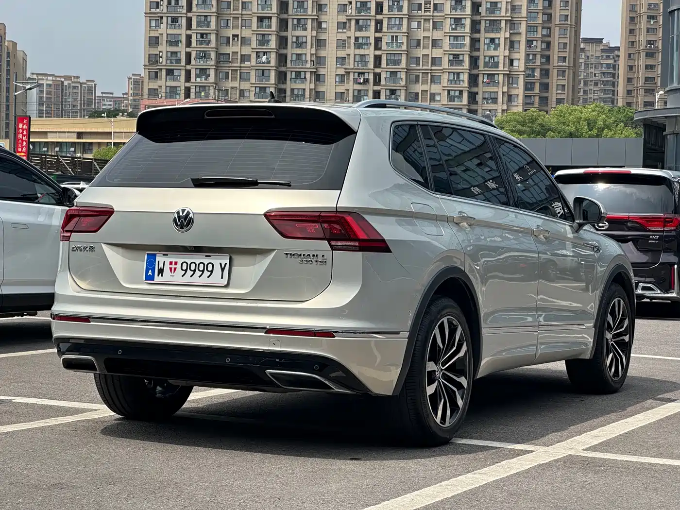 Volkswagen Tiguan L 2019 330TSI Automatic 2WD R-Line Flagship Edition China VI фото 7
