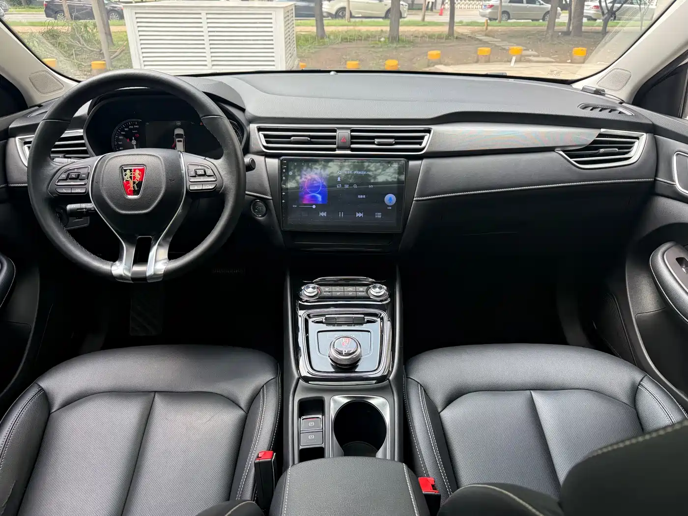 ROEWE EI5