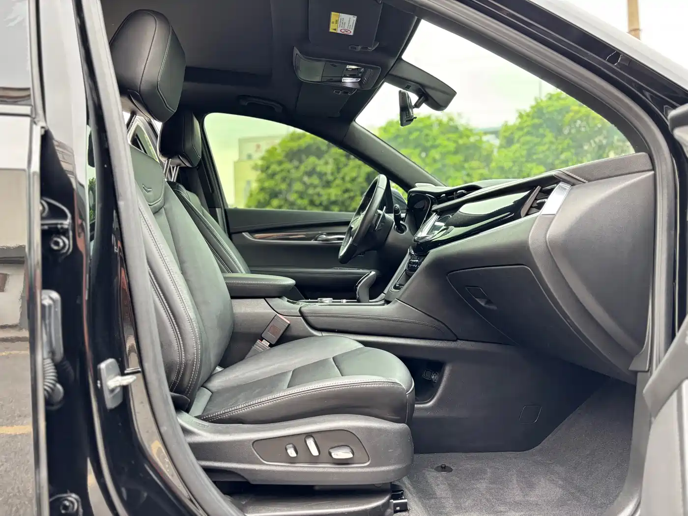 Cadillac XT6 2020 28T 6-Seater 4WD Leading Sport Model фото 21
