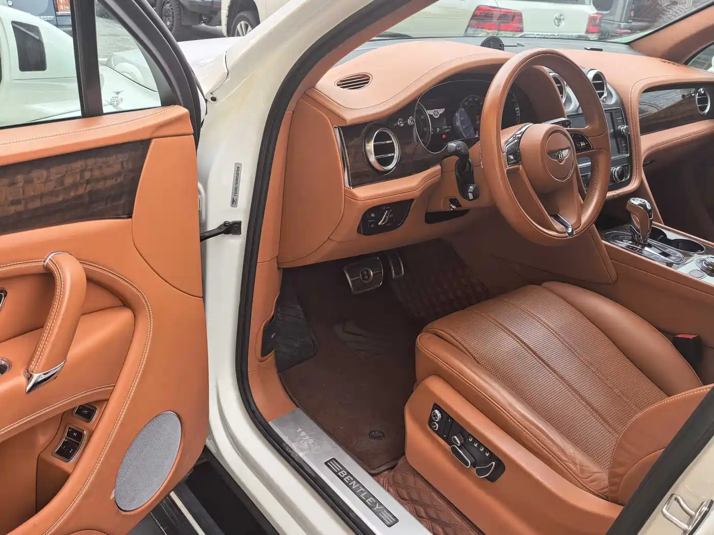 Bentley Bentayga 2018 4.0T V8 фото 9