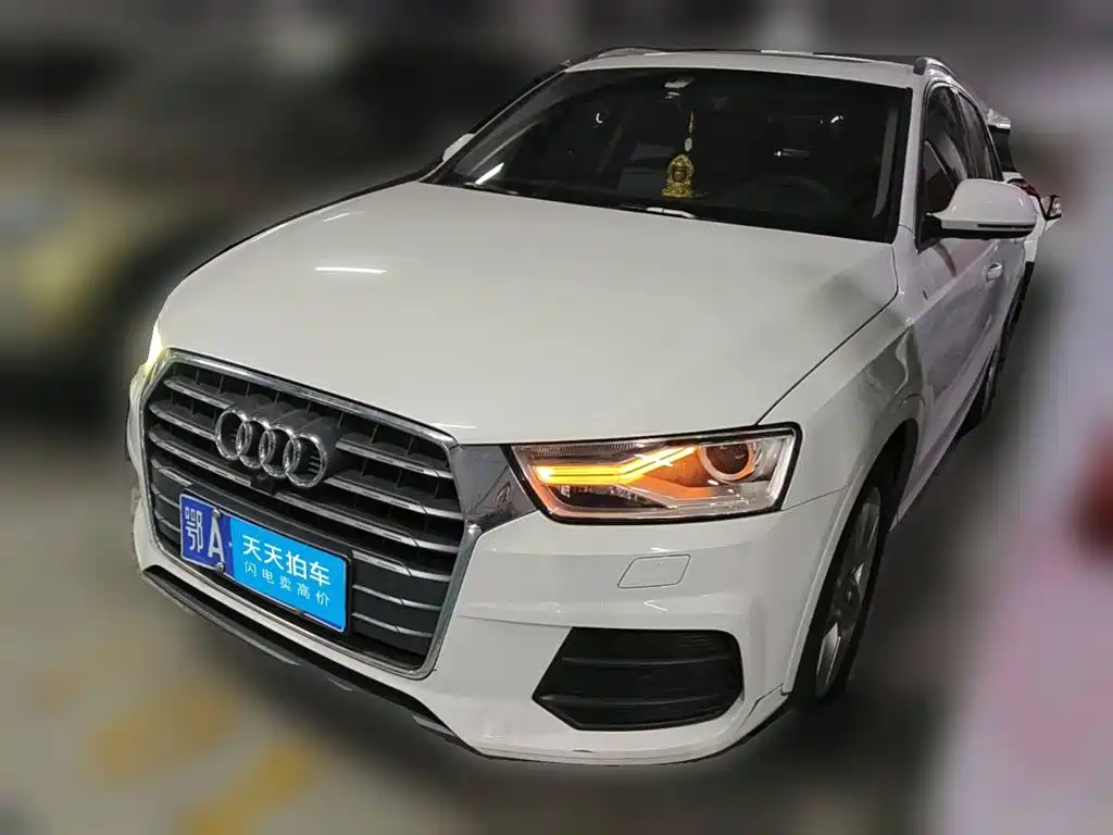Фото 1 - Audi Q3