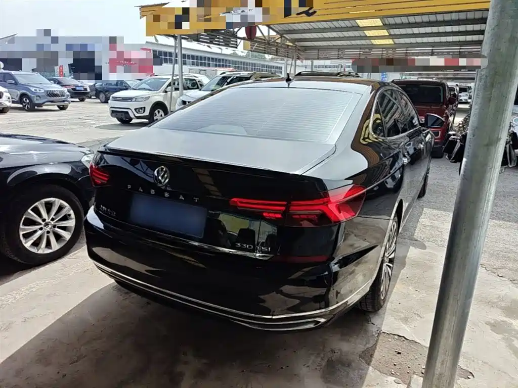 Volkswagen Passat 2019 330TSI Premium Edition China V фото 7
