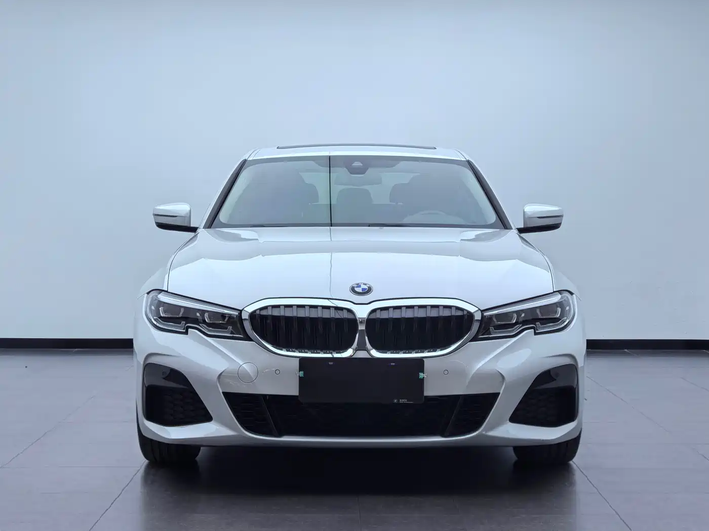 BMW 3 Series 2021 325Li M Sport Package фото 2