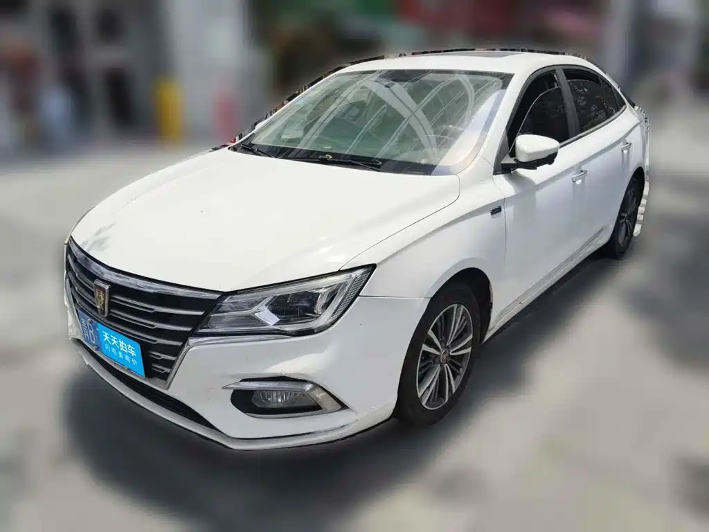 Фото 1 - Roewe i5