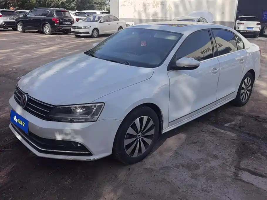 Volkswagen Sagitar 2018 1.6L Automatic Comfort