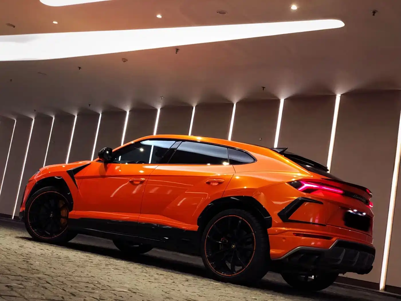 Lamborghini Urus 2018 4.0T V8 фото 2