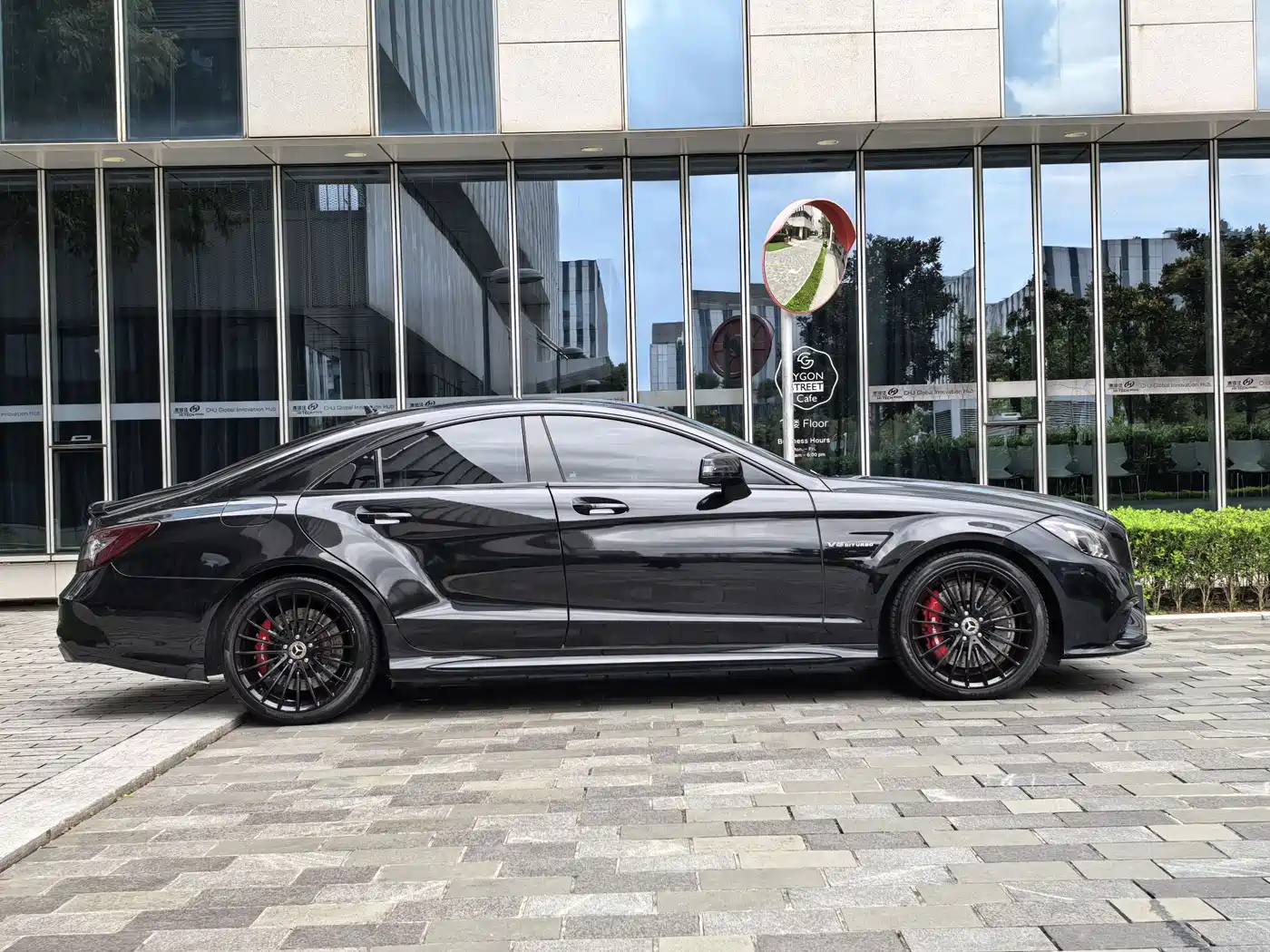 Mercedes-Benz CLS AMG 2015 AMG CLS 63 4MATIC фото 5