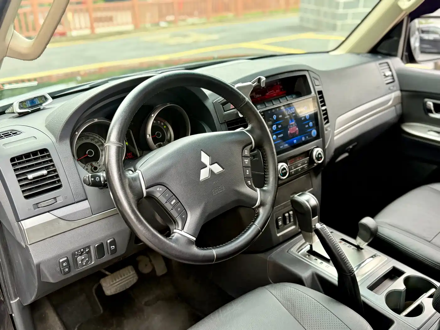 Mitsubishi Pajero (Import) 2012 3.0L Elite Plus Edition фото 10
