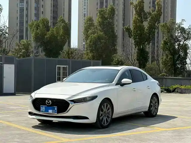 MAZDA 3 ANGKESAILA