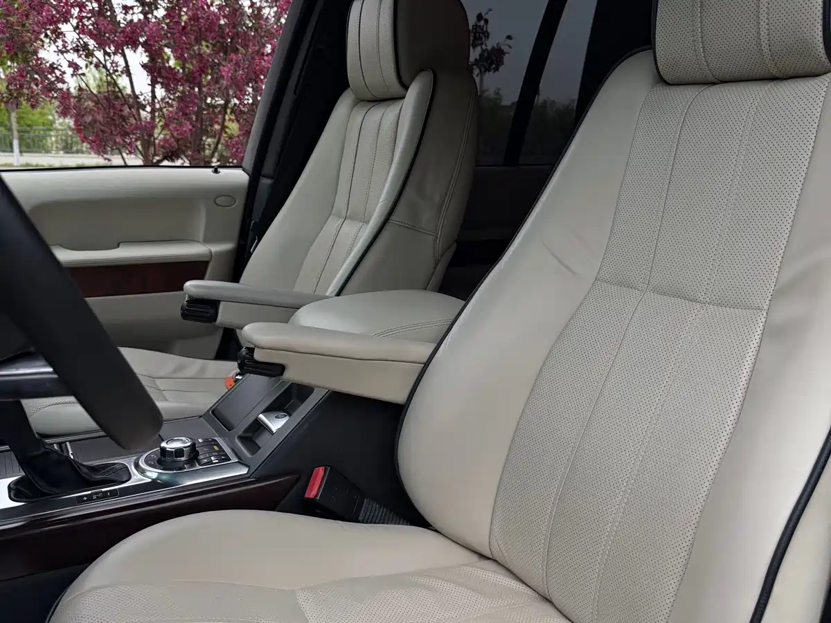 Land Rover Range Rover 2012 5.0 SC V8 фото 5