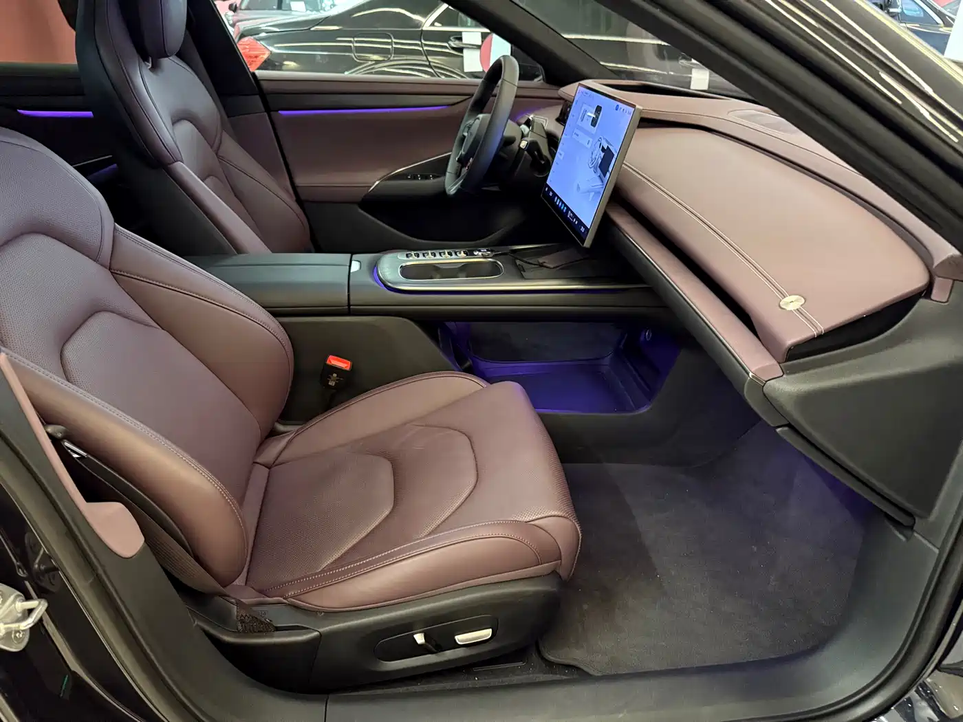 XIAOMI CAR XIAOMI SU7