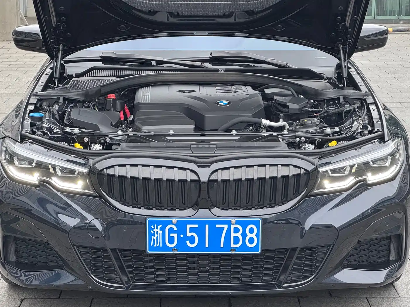 BMW 3 Series 2022 325Li M Sport Shadow Edition фото 9