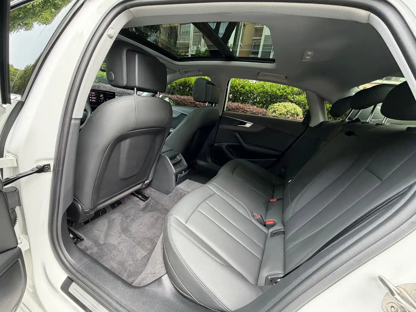 Audi A4L 2022 40 TFSI Fashion Elegance фото 11